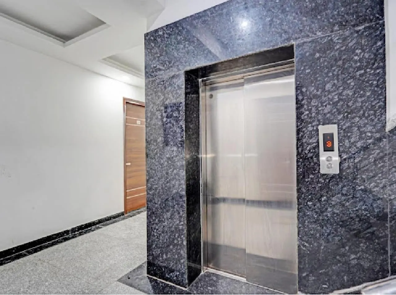 Hotel Akshay Residency Gurgaon 0*,