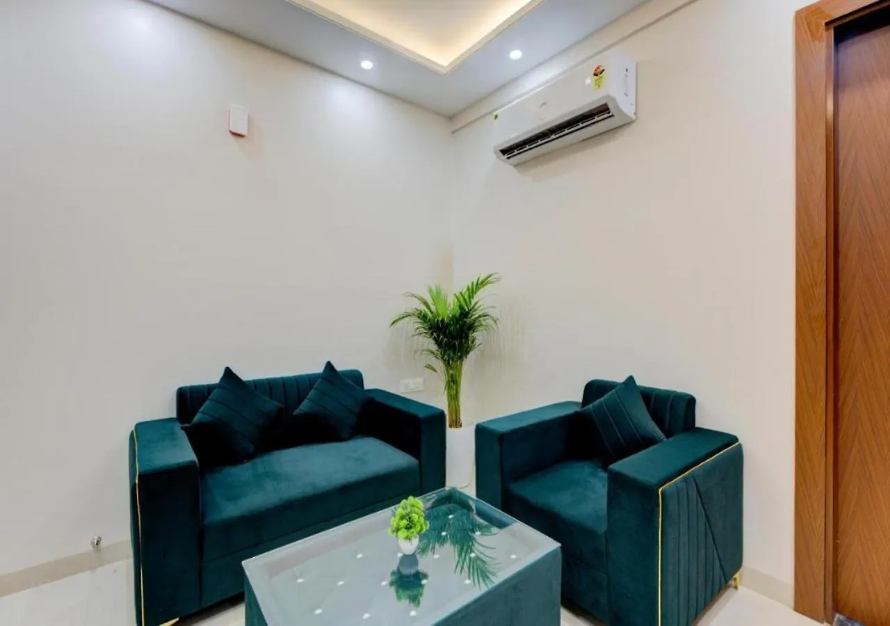 Hotel Akshay Residency Gurgaon
